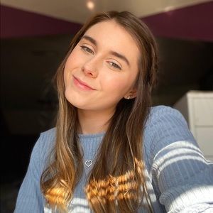 Meet your Posher, Lexie